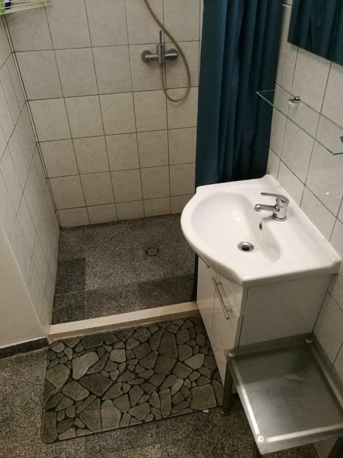 Trending Apartment Вена Экстерьер фото