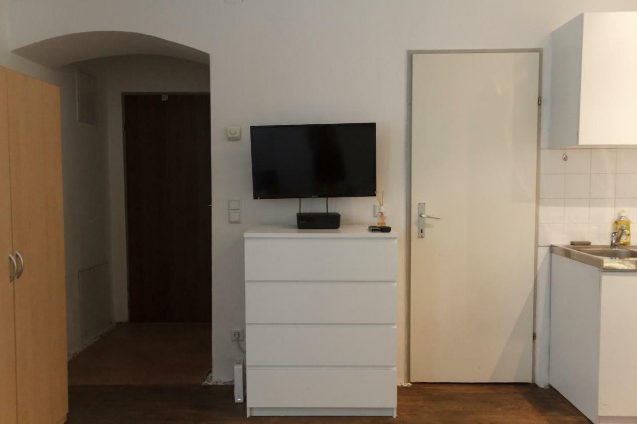 Trending Apartment Вена Экстерьер фото