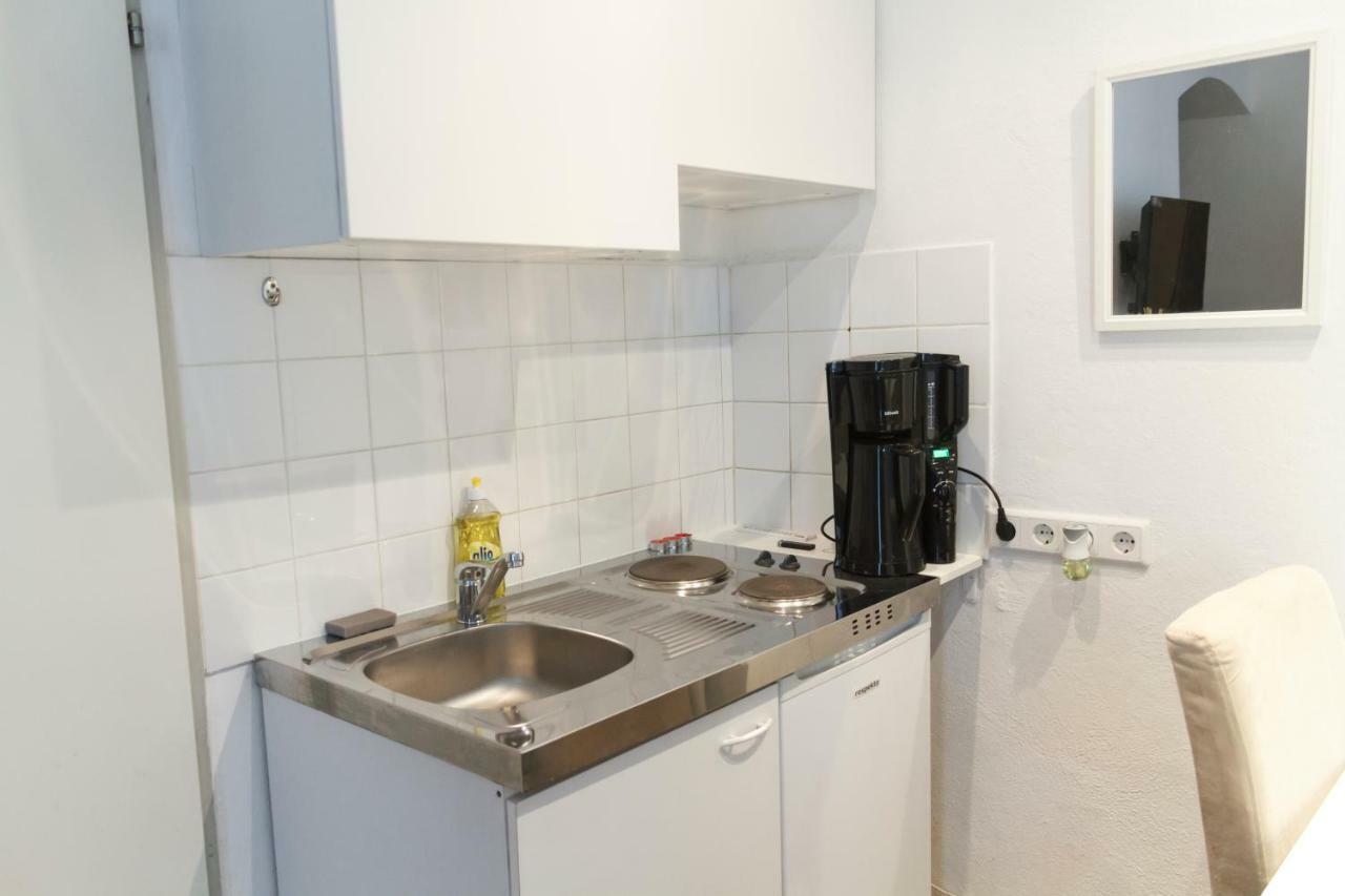 Trending Apartment Вена Экстерьер фото